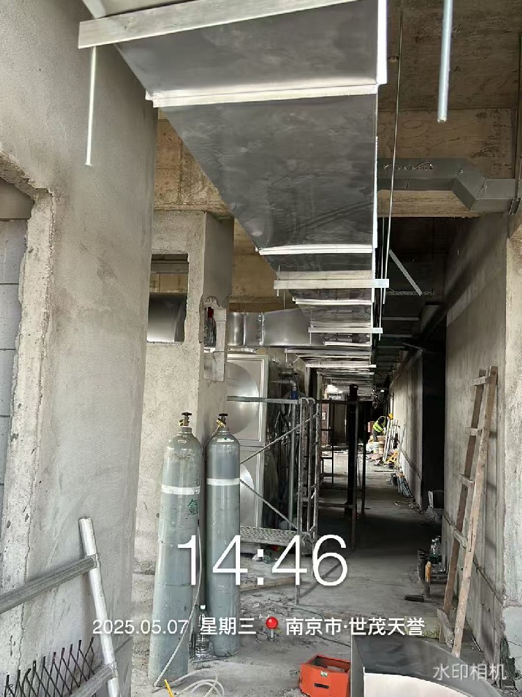 304不銹鋼風(fēng)管安裝